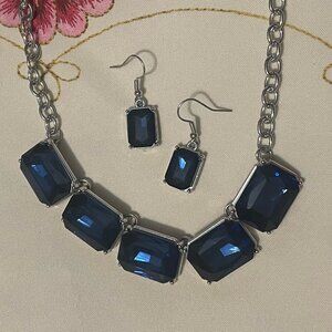 💙Blue Rectangle statement necklace and earring set